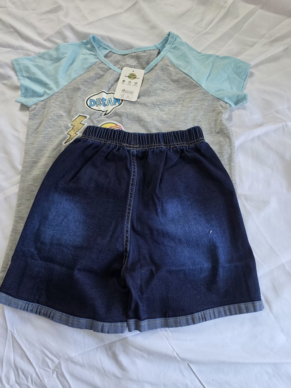 PatPat Light Blue & Gray Raglan Tee with Navy Shorts